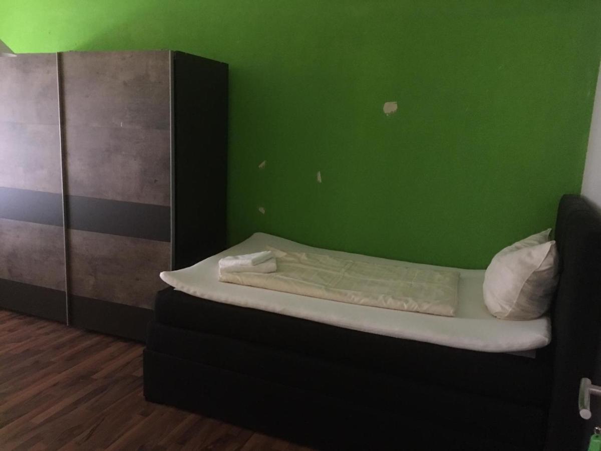 Familien Zimmer Кайзерслаутерн Екстериор снимка